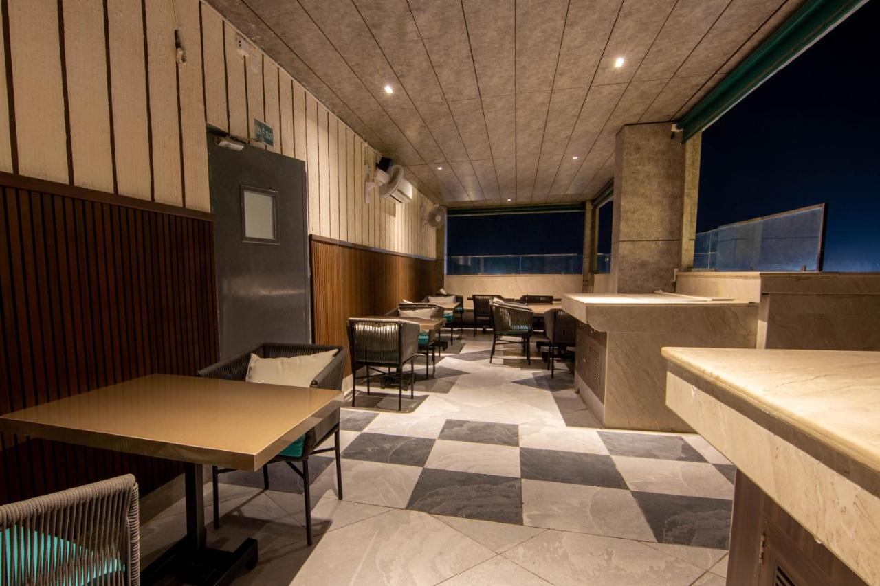 Hotel Bay Laurel Retreat Faridabad Dış mekan fotoğraf