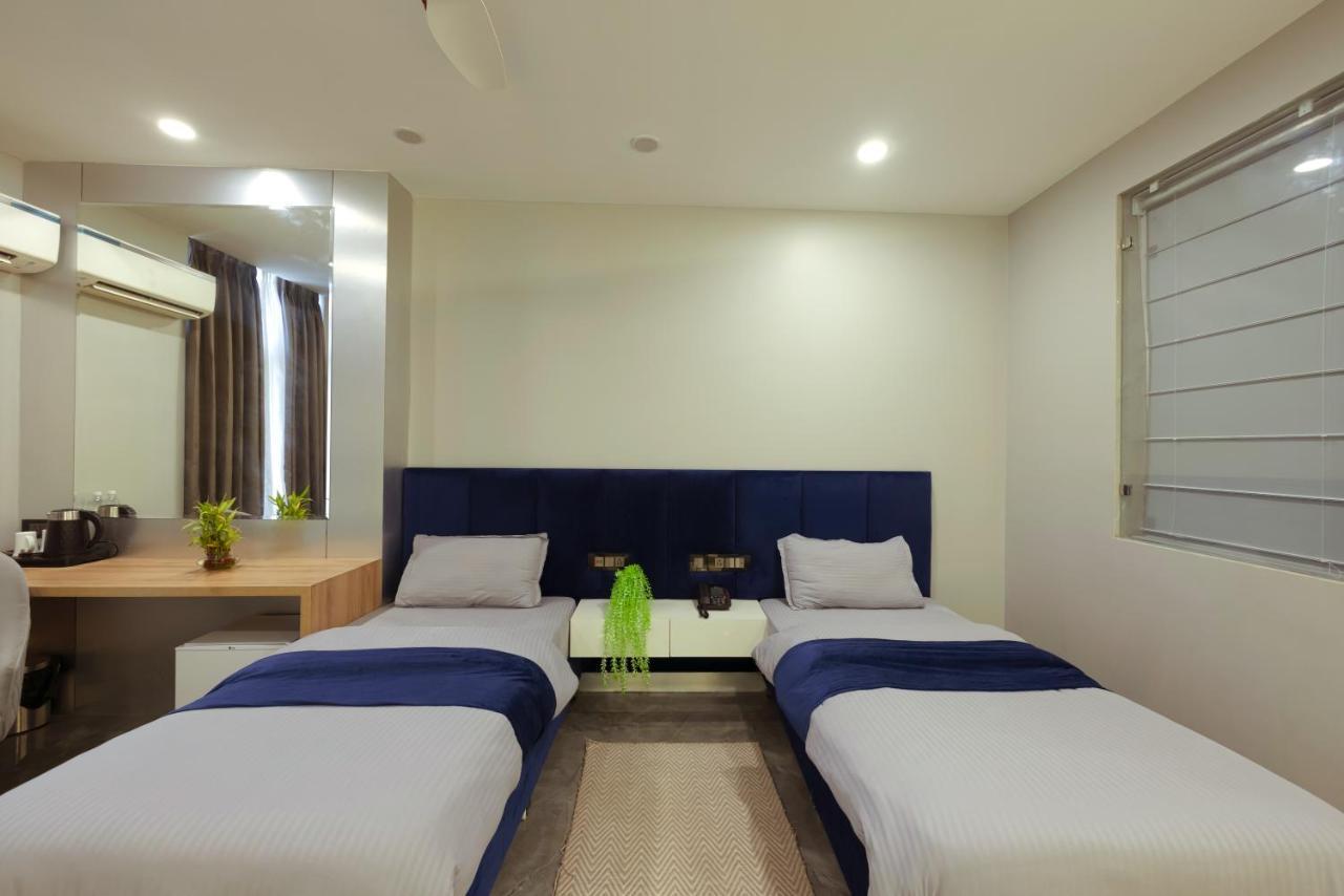 Hotel Bay Laurel Retreat Faridabad Dış mekan fotoğraf