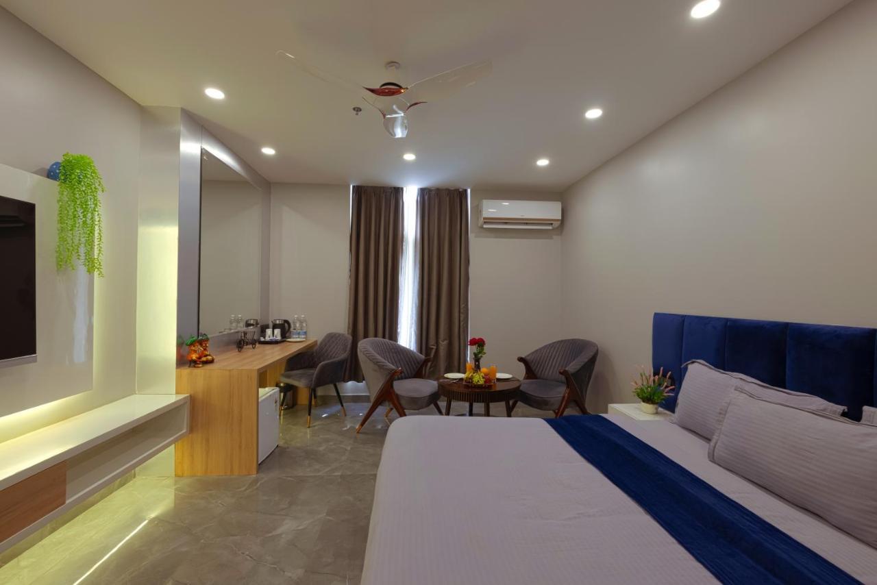 Hotel Bay Laurel Retreat Faridabad Dış mekan fotoğraf