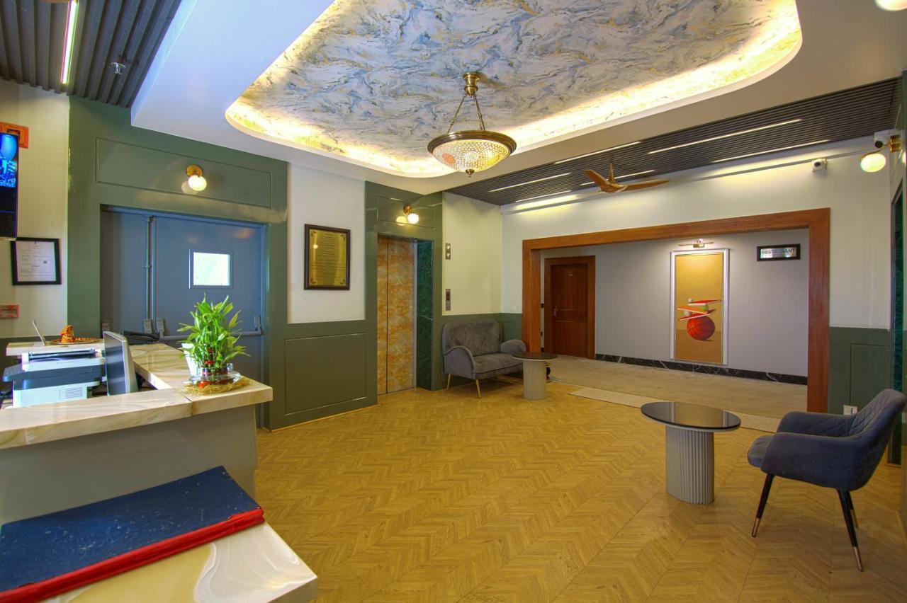 Hotel Bay Laurel Retreat Faridabad Dış mekan fotoğraf